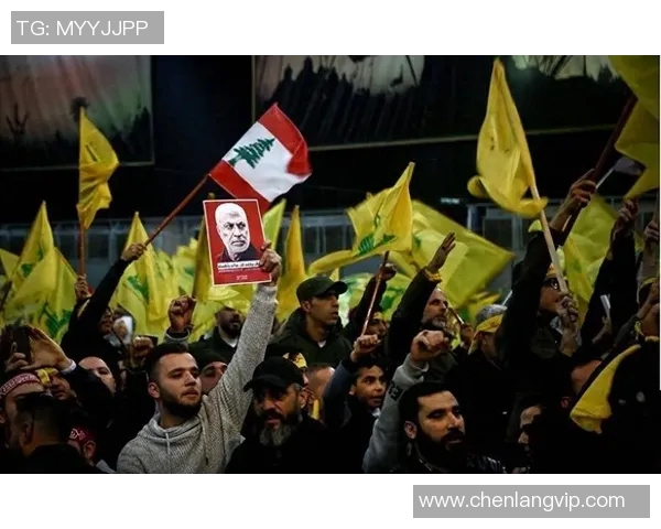 足球明星实力中腰的崛起与影响力分析探讨