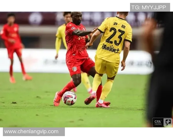 成都与上海足球队赛后复盘分析比赛节奏与战术对抗的精彩瞬间