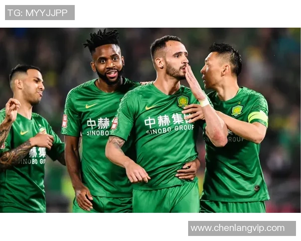 广州羽毛球队在全国锦标赛积分榜上以54分稳居第一名展现强劲实力