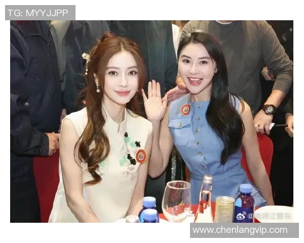 杨颖与足球明星共度甜蜜时光引发热议粉丝纷纷点赞支持